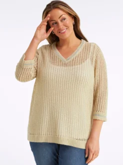 Ajourpullover mit Glitzergarn