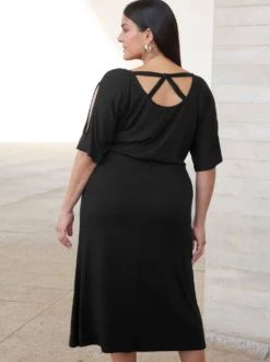 A-Linien-Kleid mit gekreuzten Bändern im Rücken