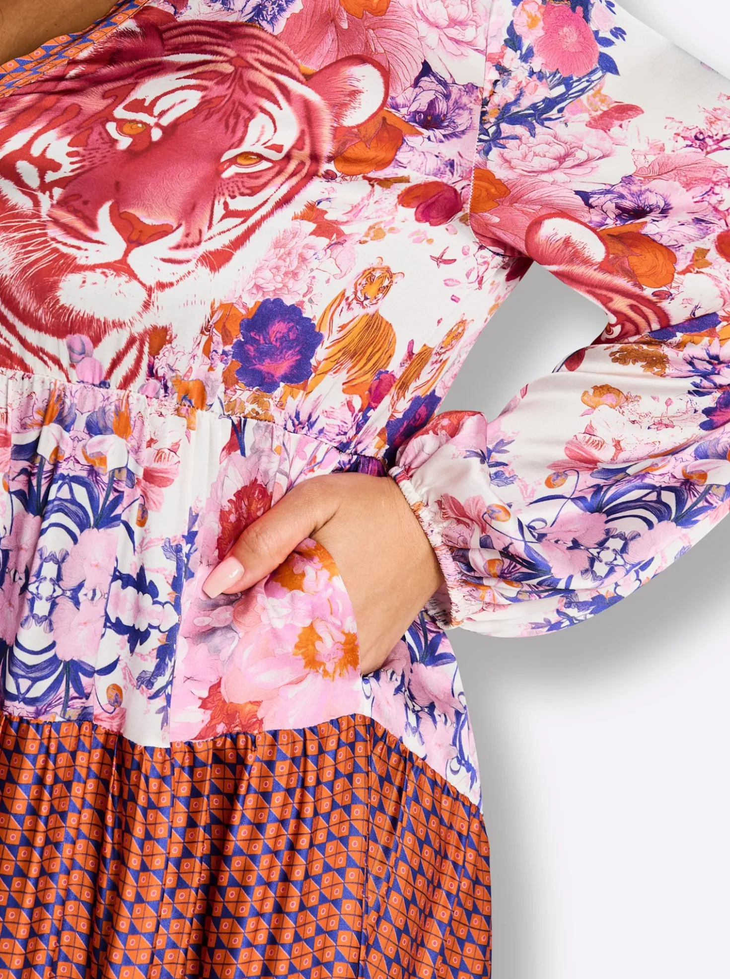 A-Linien-Kleid mit stufigem Volant