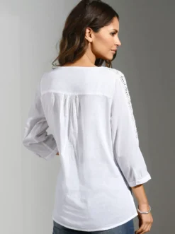 Baumwollbluse mit Biesen und Spitzen-Details
