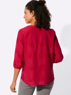 Baumwollbluse mit 3D-Blütenstickerei