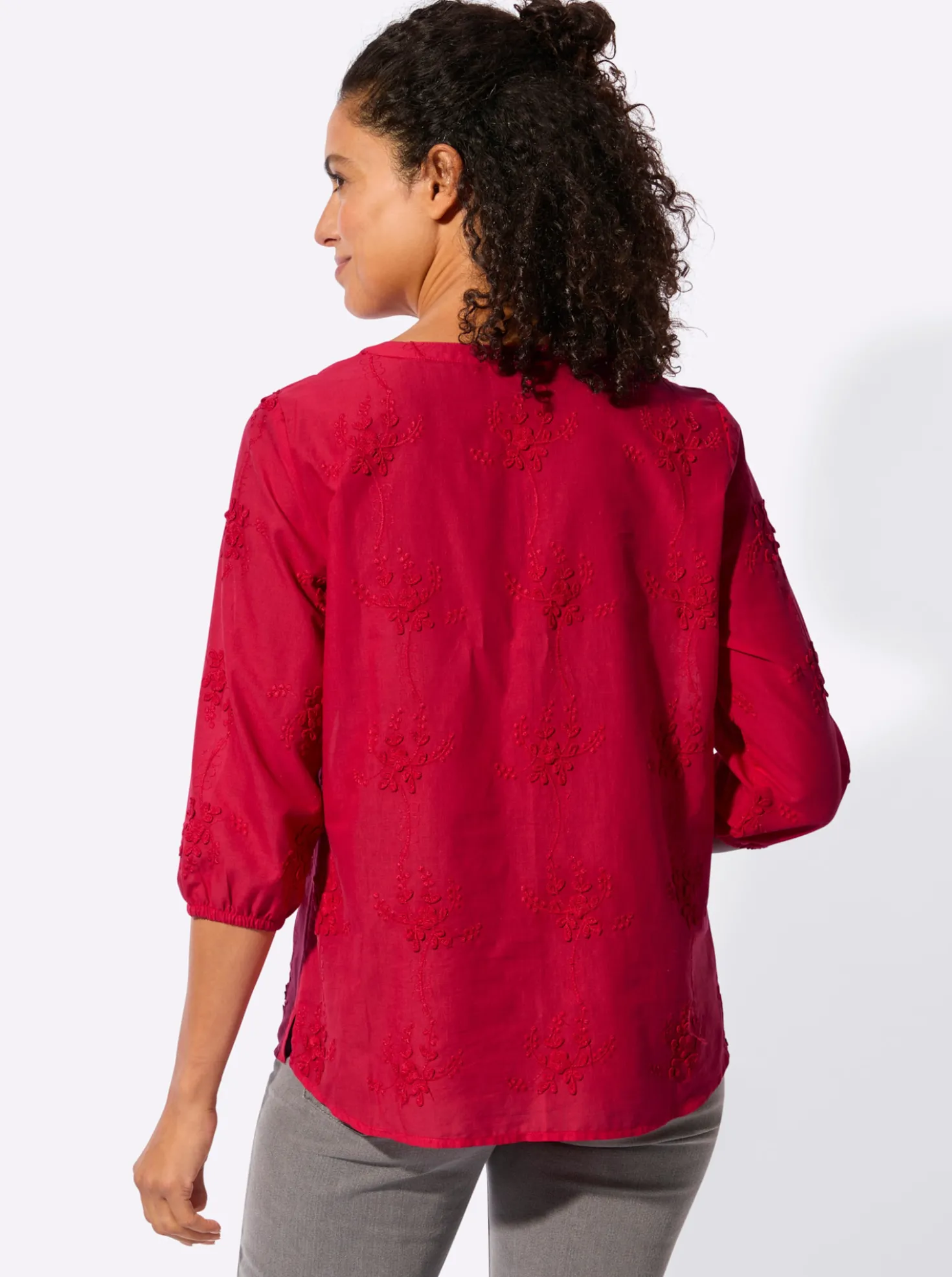 Baumwollbluse mit 3D-Blütenstickerei