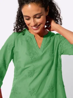 Baumwollbluse mit 3D-Blütenstickerei