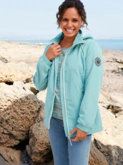 Übergangsjacke mit Tunnelzug auf Taillenhöhe