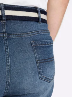 Bermudas inklusive Gürtel