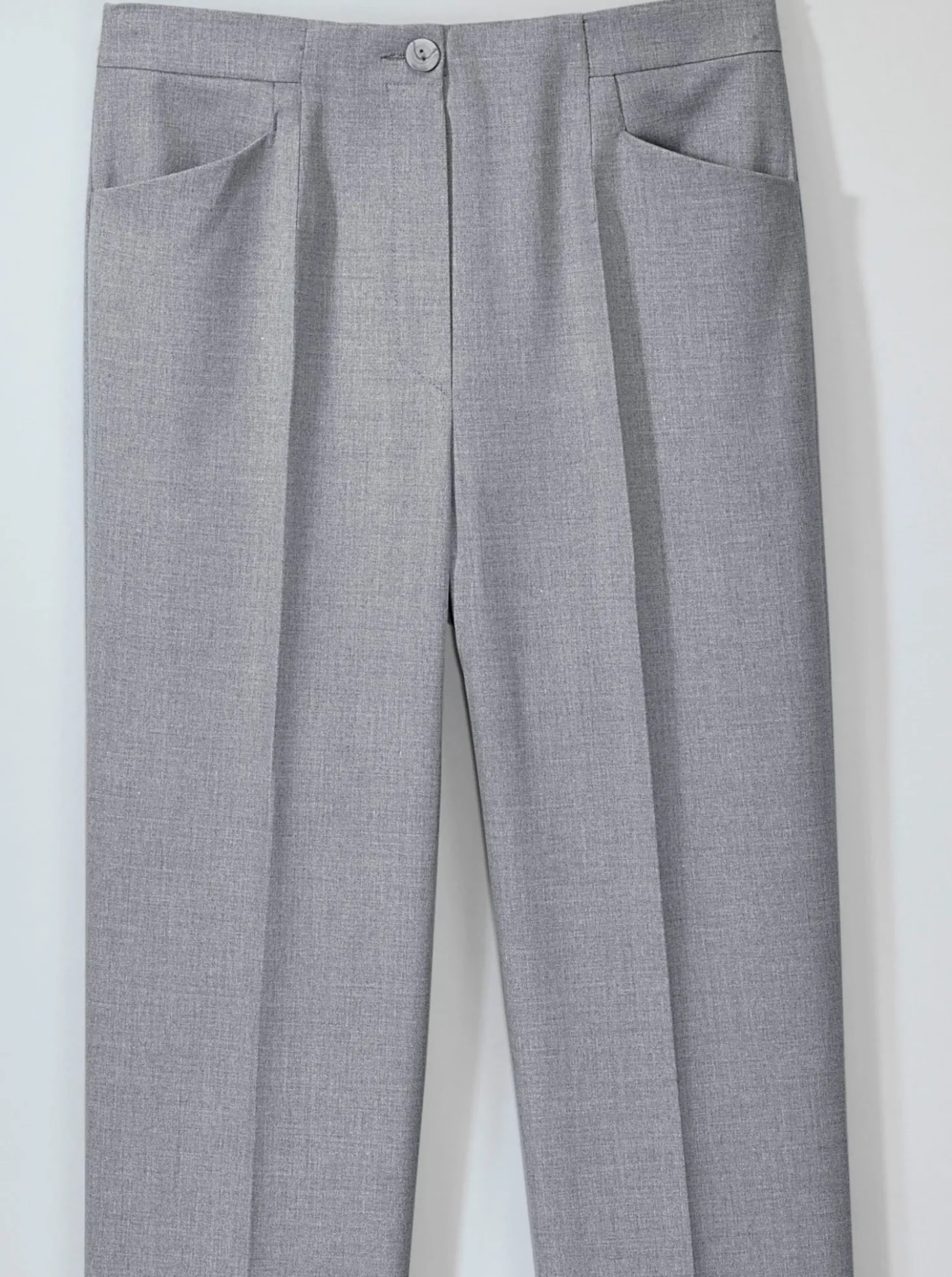 Bügelfaltenhose in Bauch-weg-Form