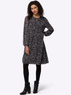 Blumenkleid aus Kofferware