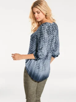 Blusenshirt im Tupfenmuster