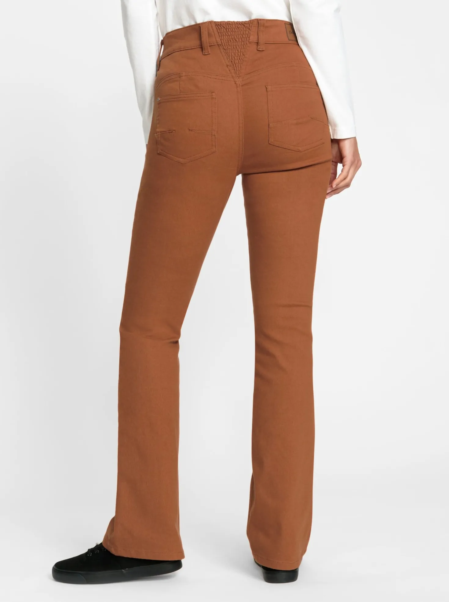 Bootcut-Jeans mit Push-up-Effekt