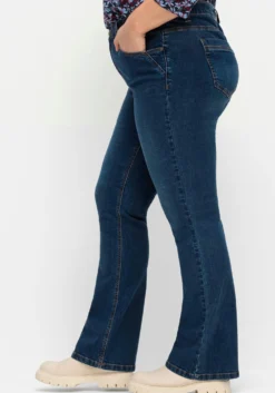 Bootcut-Jeans mit schmalem Bein und bequemer Taille