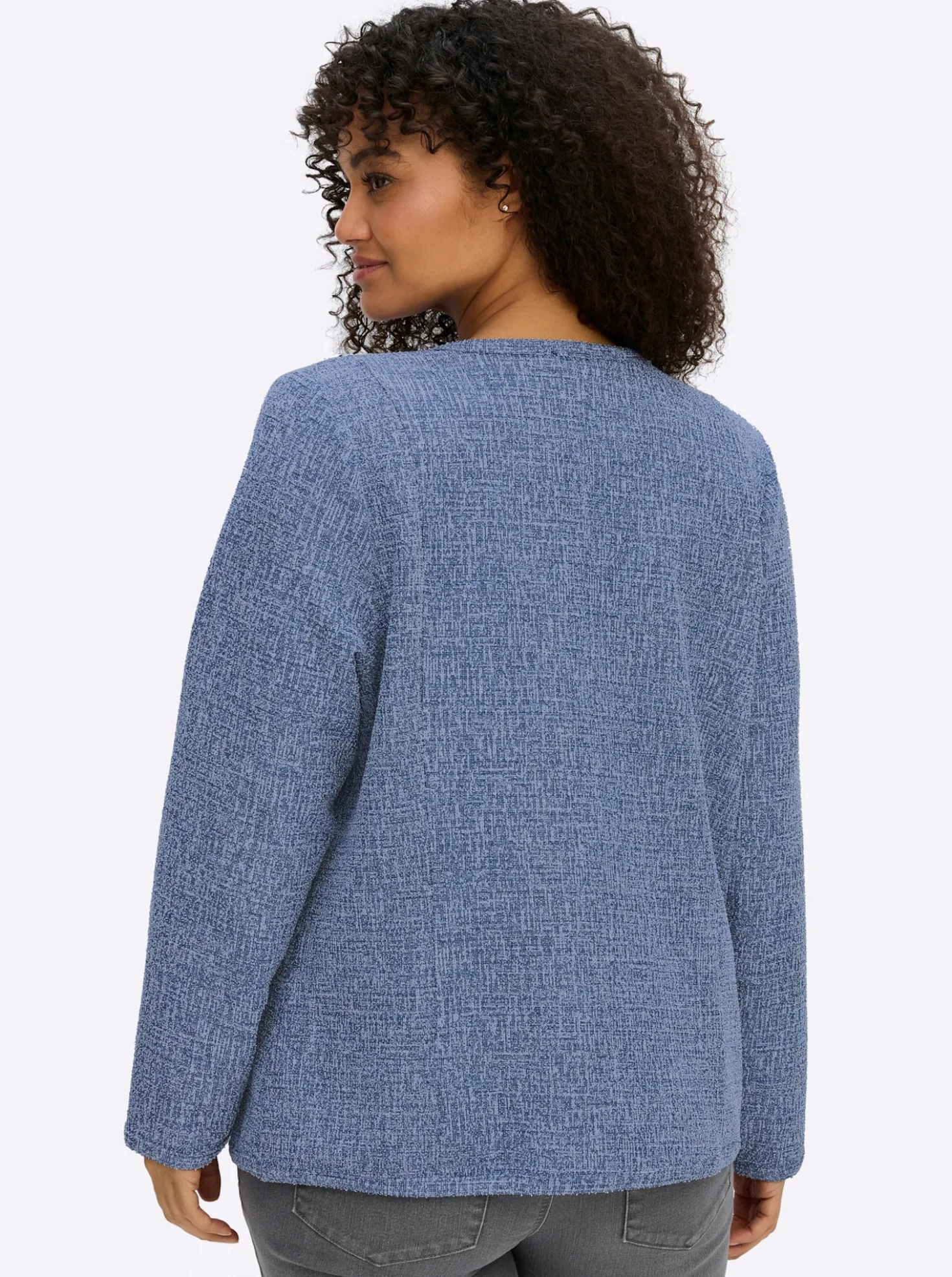 Boucléjacke mit Schmuckknöpfen