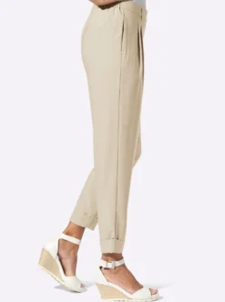 Bundfaltenhose mit fixiertem Saum
