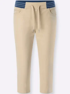 Caprijeans mit Rundum-Dehnbund