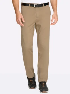 Chinohose mit 2 eingearbeiteten Gesäßtaschen