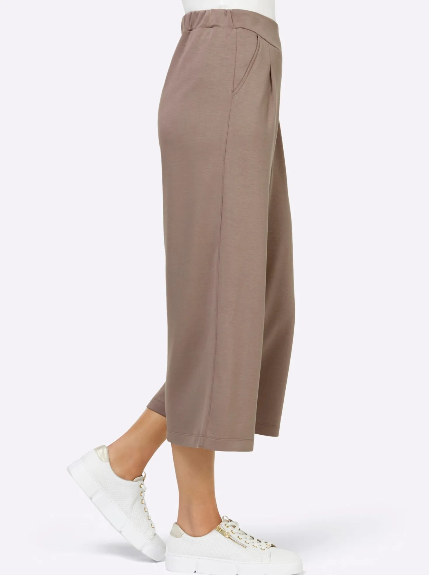 Culotte mit Dehnbund hinten