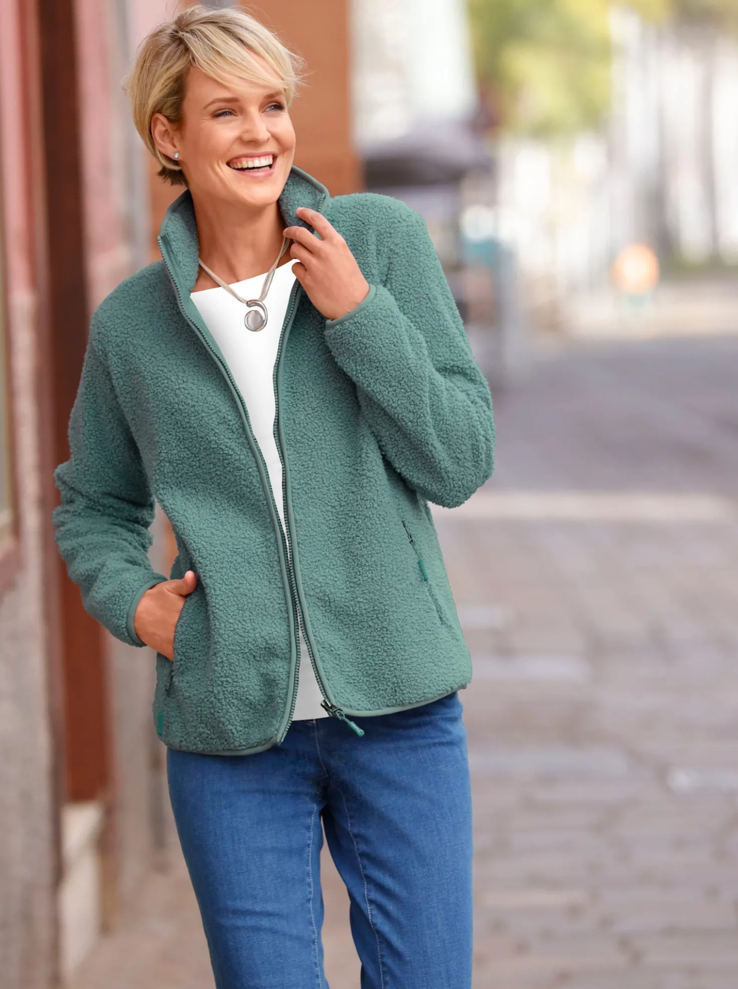 Fleecejacke mit Reißverschluss-Taschen
