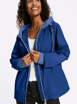Freizeitjacke mit Kapuze