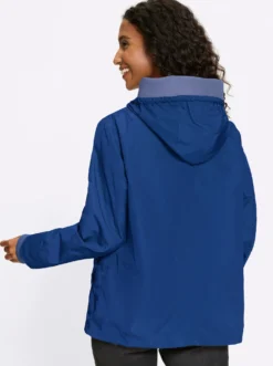 Freizeitjacke mit Kapuze