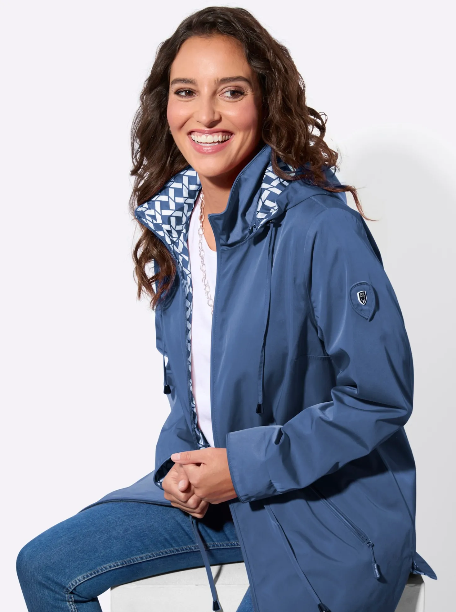 Funktionsjacke mit innovativer Ausrüstung