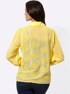 Hemdbluse mit weiten Ärmeln