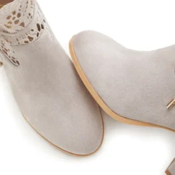 High-Heel-Stiefelette