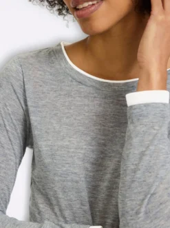 2-in-1-Langarmshirt mit kontrastfarbenen Abschlüssen