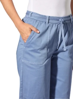 Jeansbermudas in Schlupfform, mit Bindegürtel