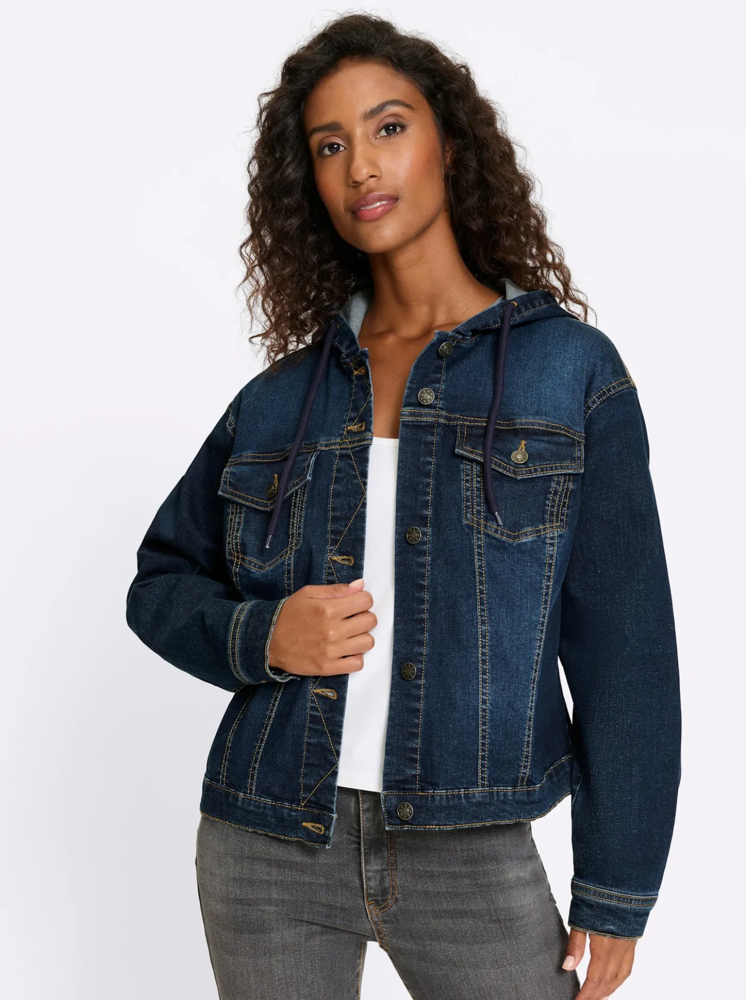 Jeansjacke mit Kapuze