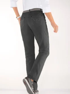 Jeans mit Metallplättchen-Deko