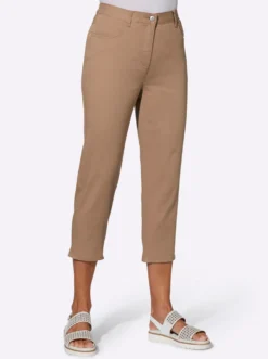 7/8-Jeans mit Schmuckknöpfen