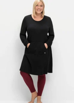 Jerseykleid mit aufgesetzter Kängurutasche