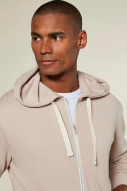 Kapuzensweatjacke