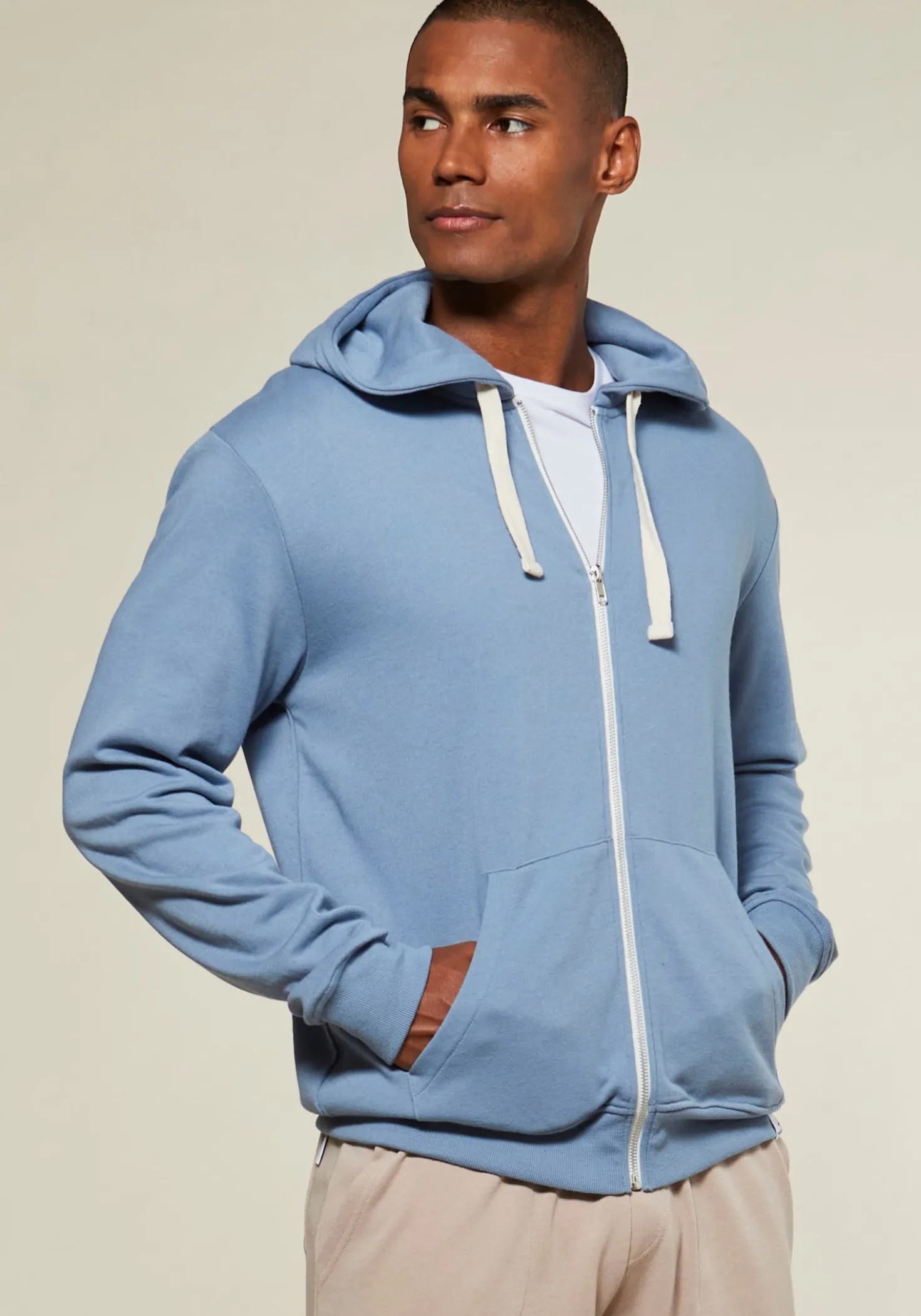 Kapuzensweatjacke