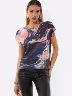 Kurzarmshirt mit überschnittenen Schultern