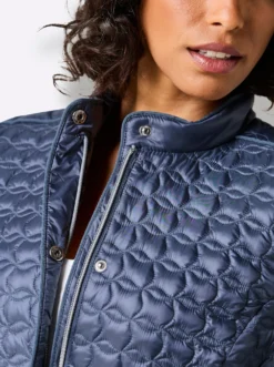 Leichtdaunenjacke mit abnehmbaren Ärmeln