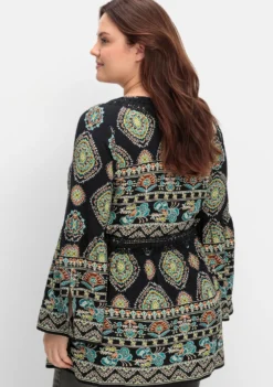 Longbluse mit Trompetenärmeln