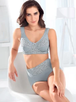 Miederslip mit Spitzeneinsatz vorne