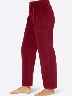 Nickihose mit Schlitz am Bein