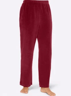 Nickihose mit Schlitz am Bein
