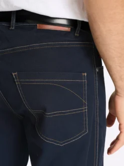 5-Pocket-Hose mit kontrastfarbenen Nähten
