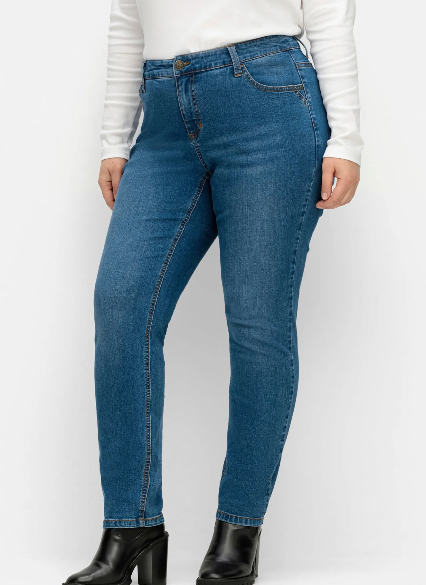 5-Pocket-Jeans in schmaler Form