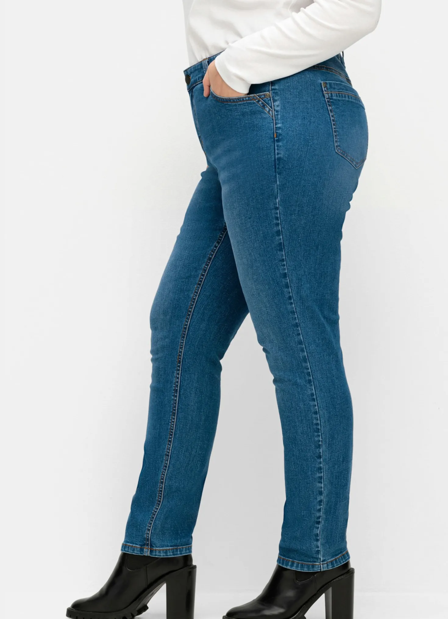 5-Pocket-Jeans in schmaler Form