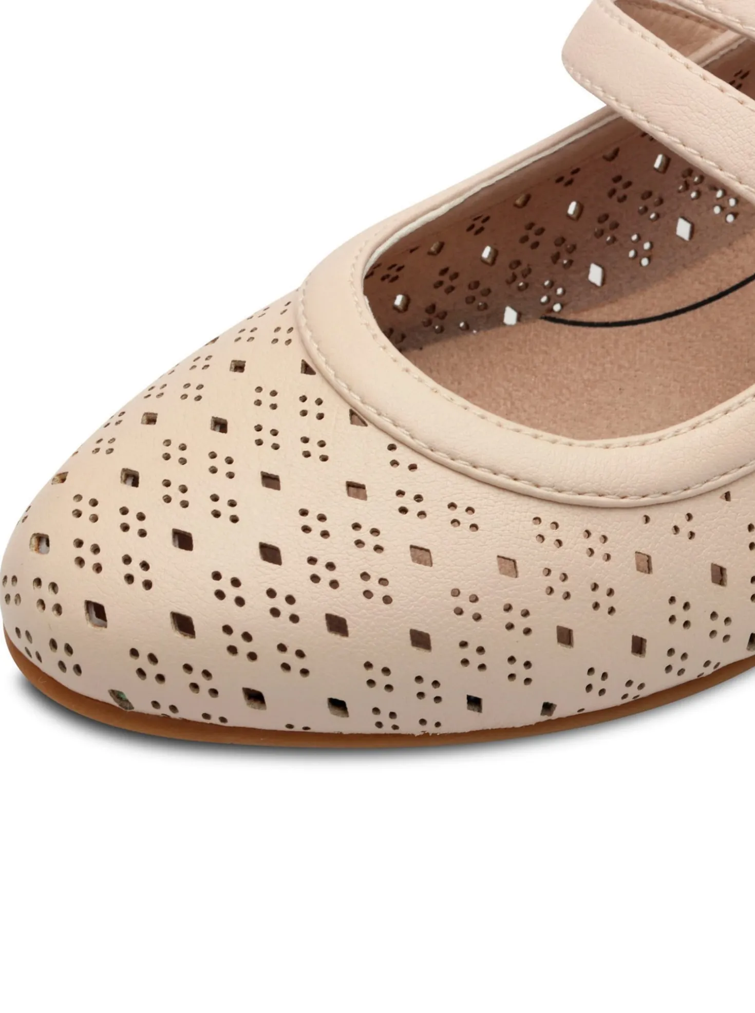 Pumps mit Ristriemen