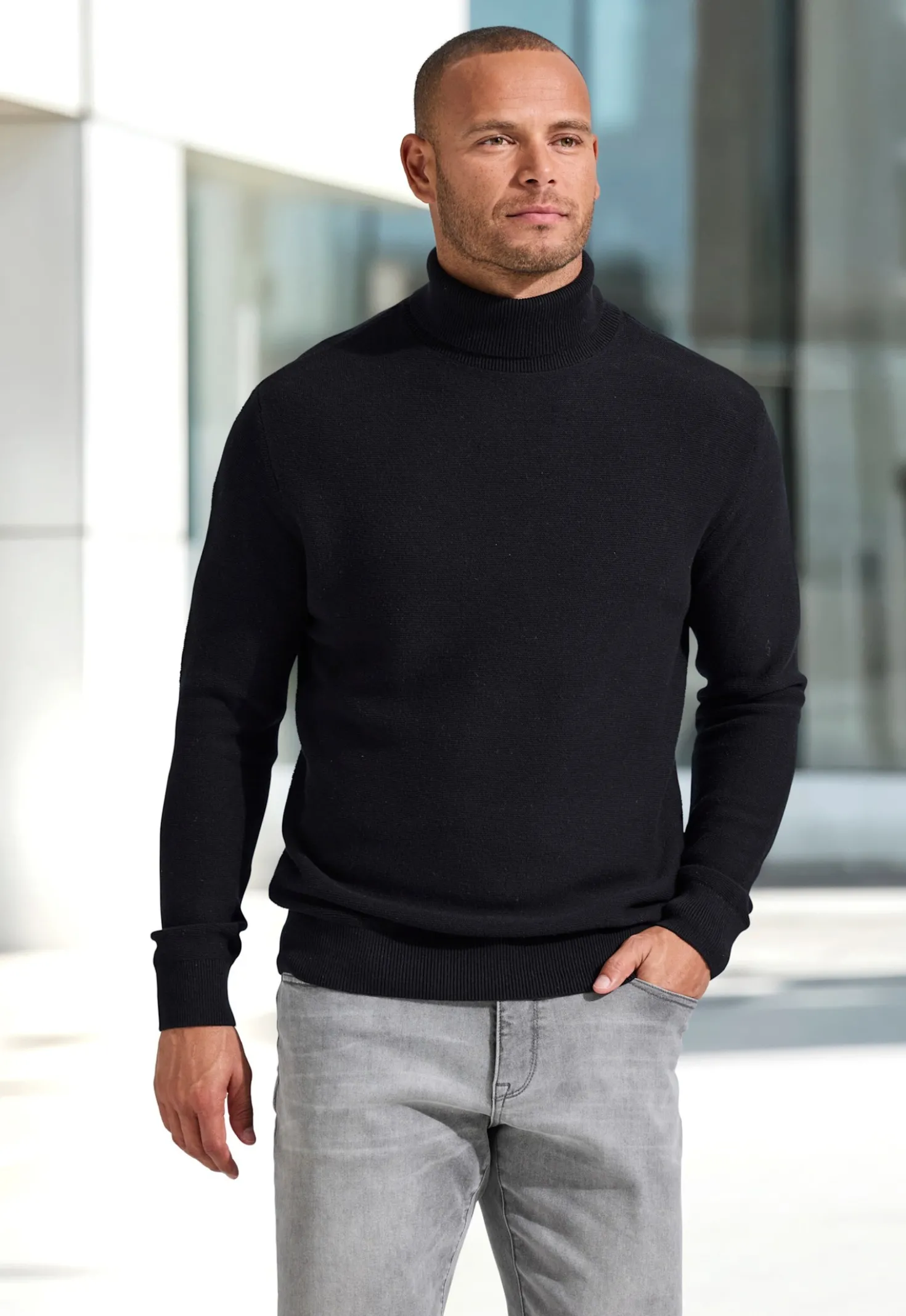 Rollkragenpullover