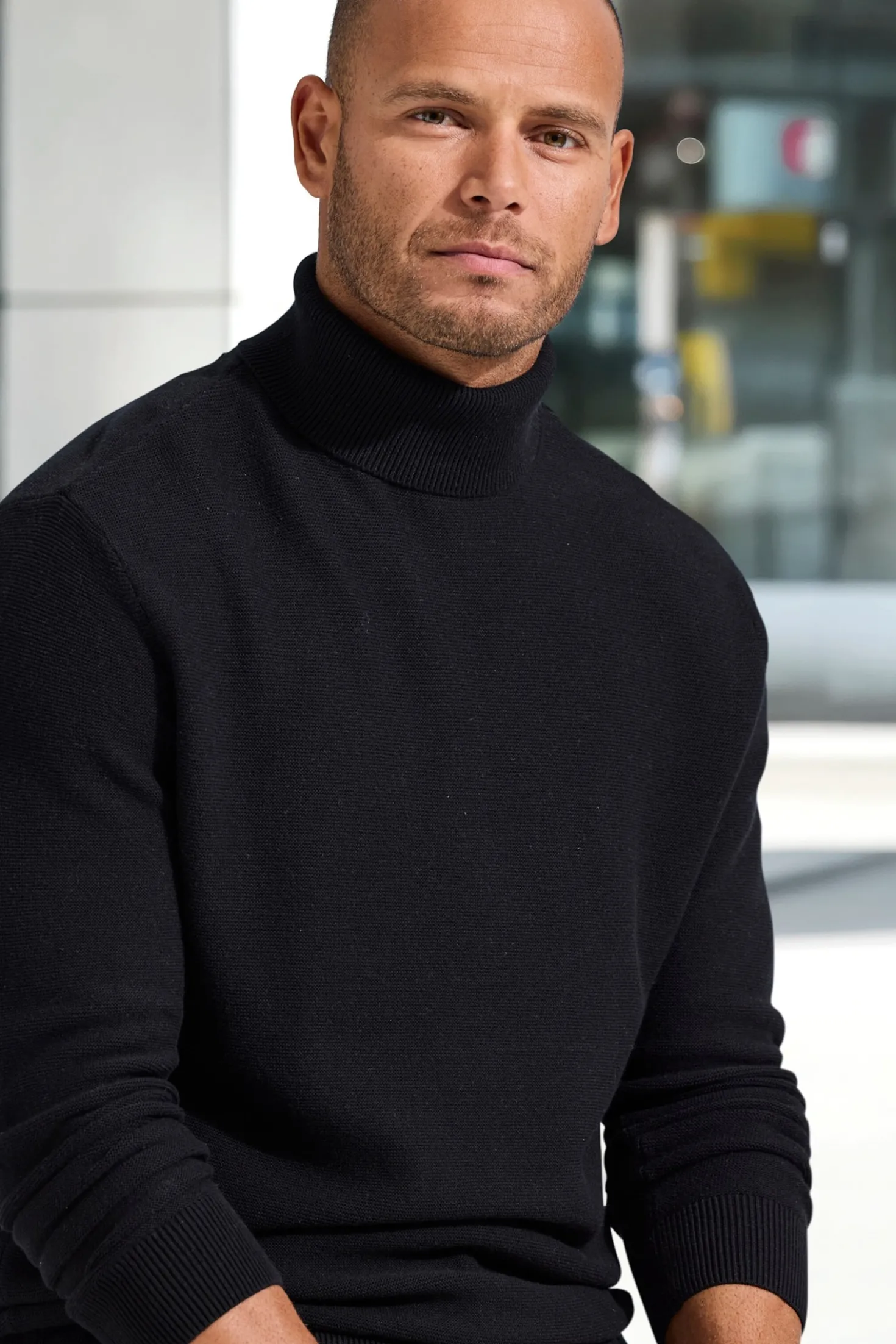 Rollkragenpullover