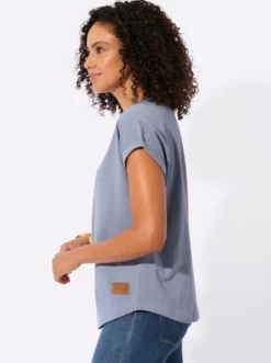 Rundhalsshirt mit Knopfleiste
