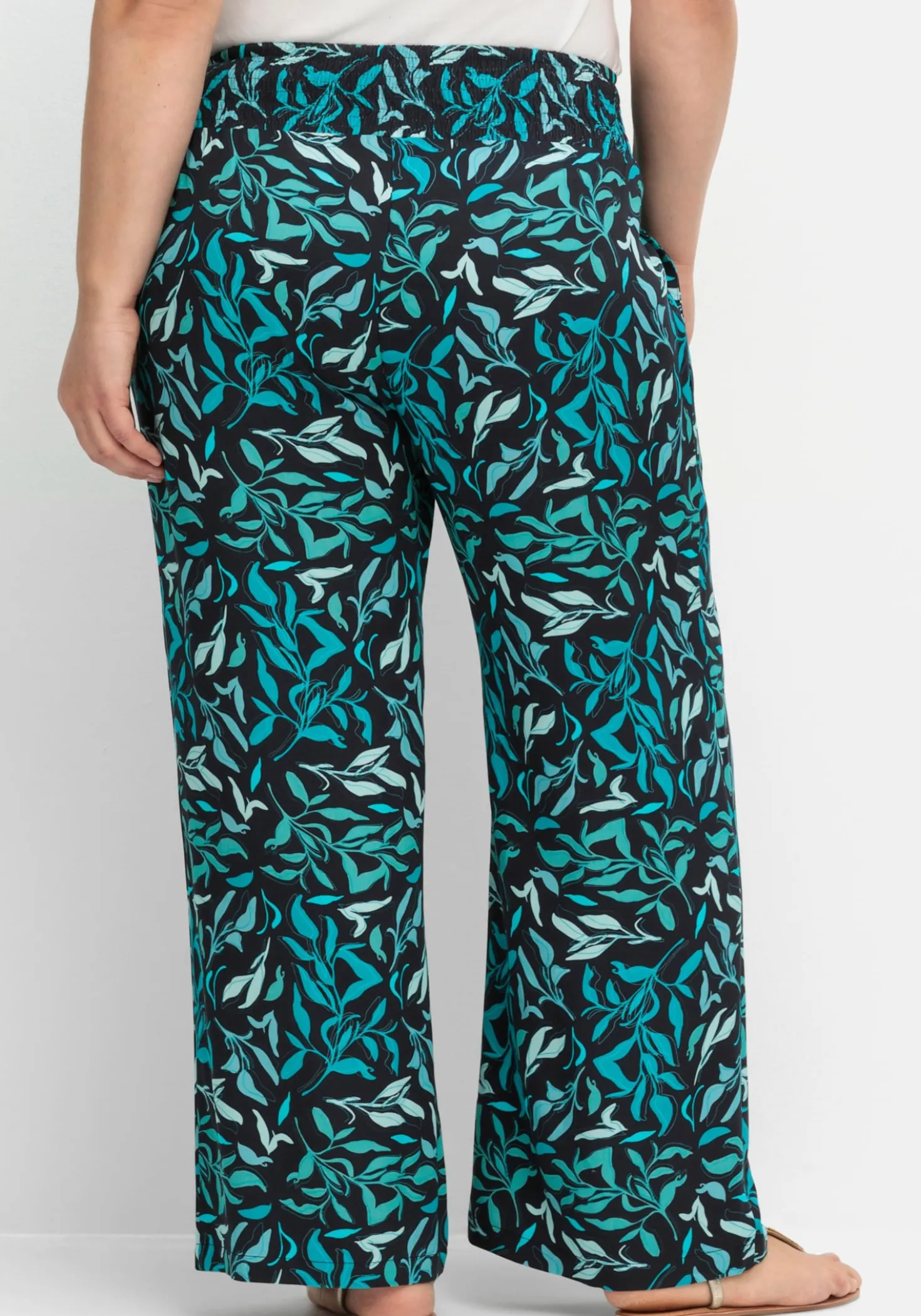 Schlupfhose mit weitem Bein und Blätterprint