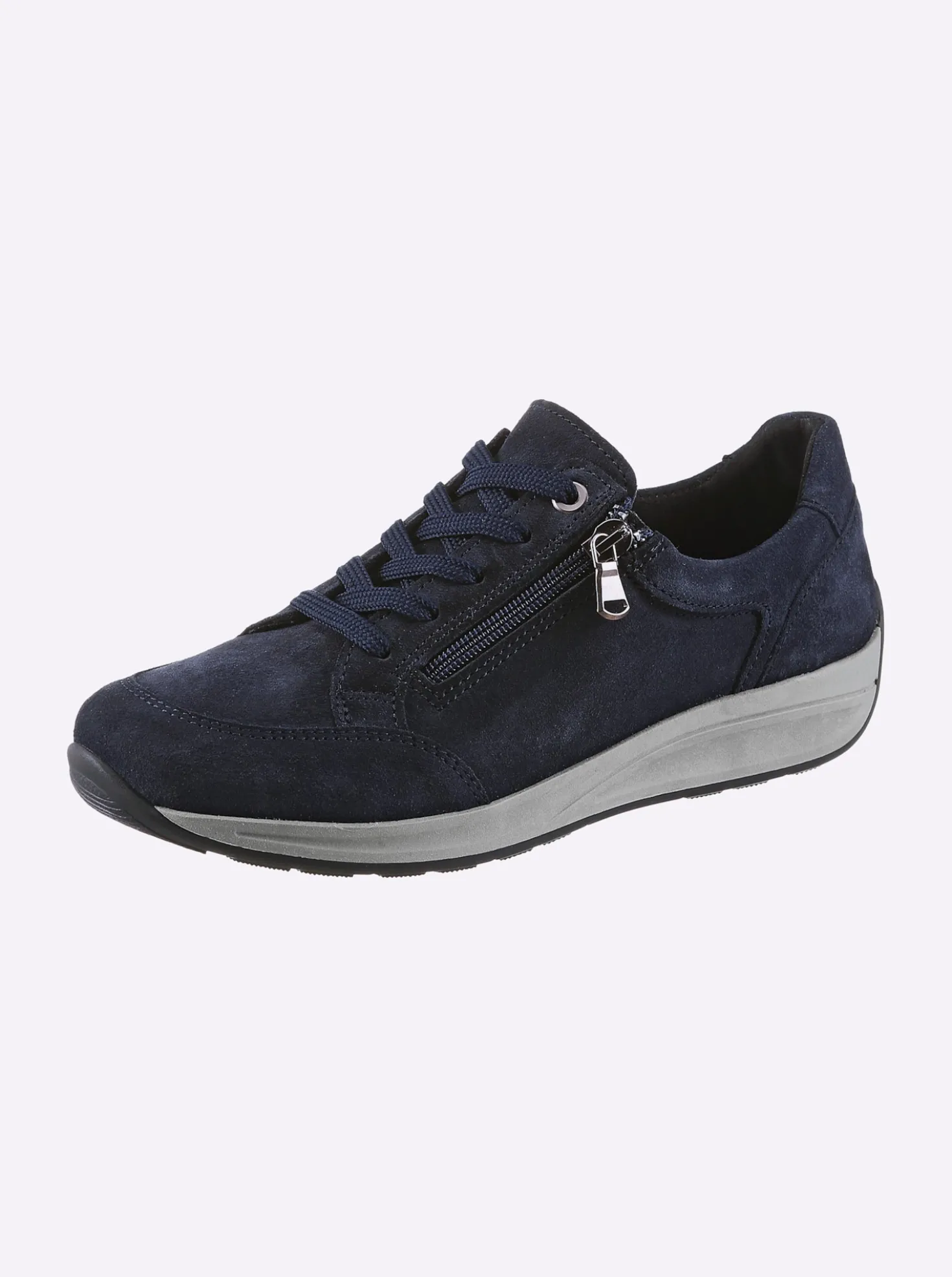 Schnürschuh für kräftige Füße