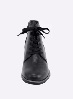 Schnürstiefelette