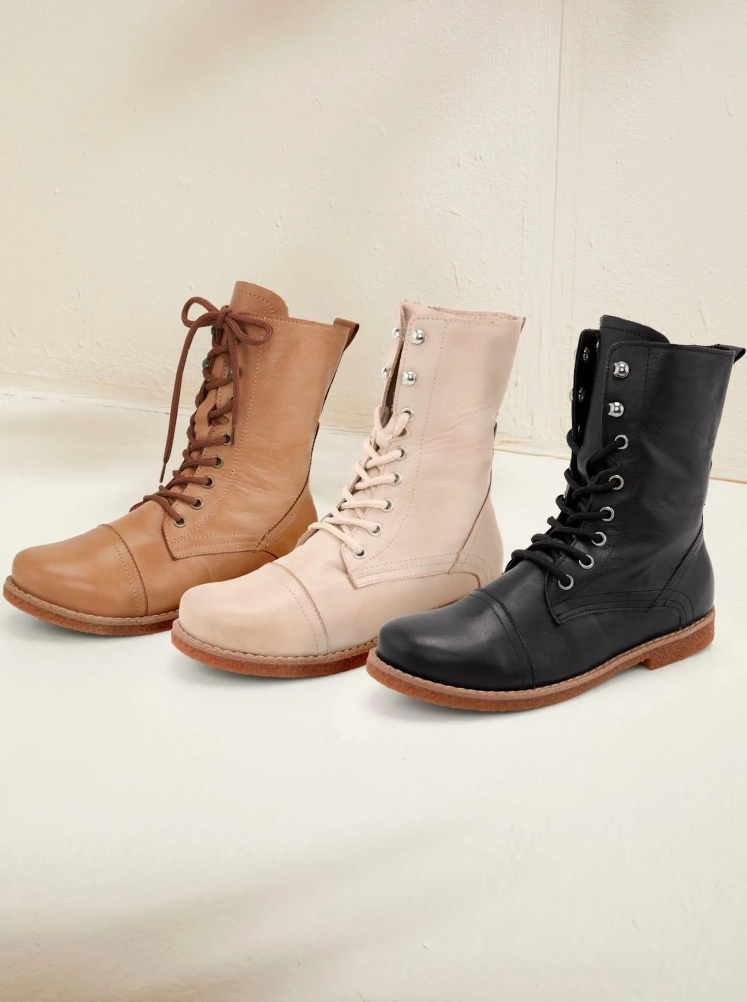 Schnürstiefelette